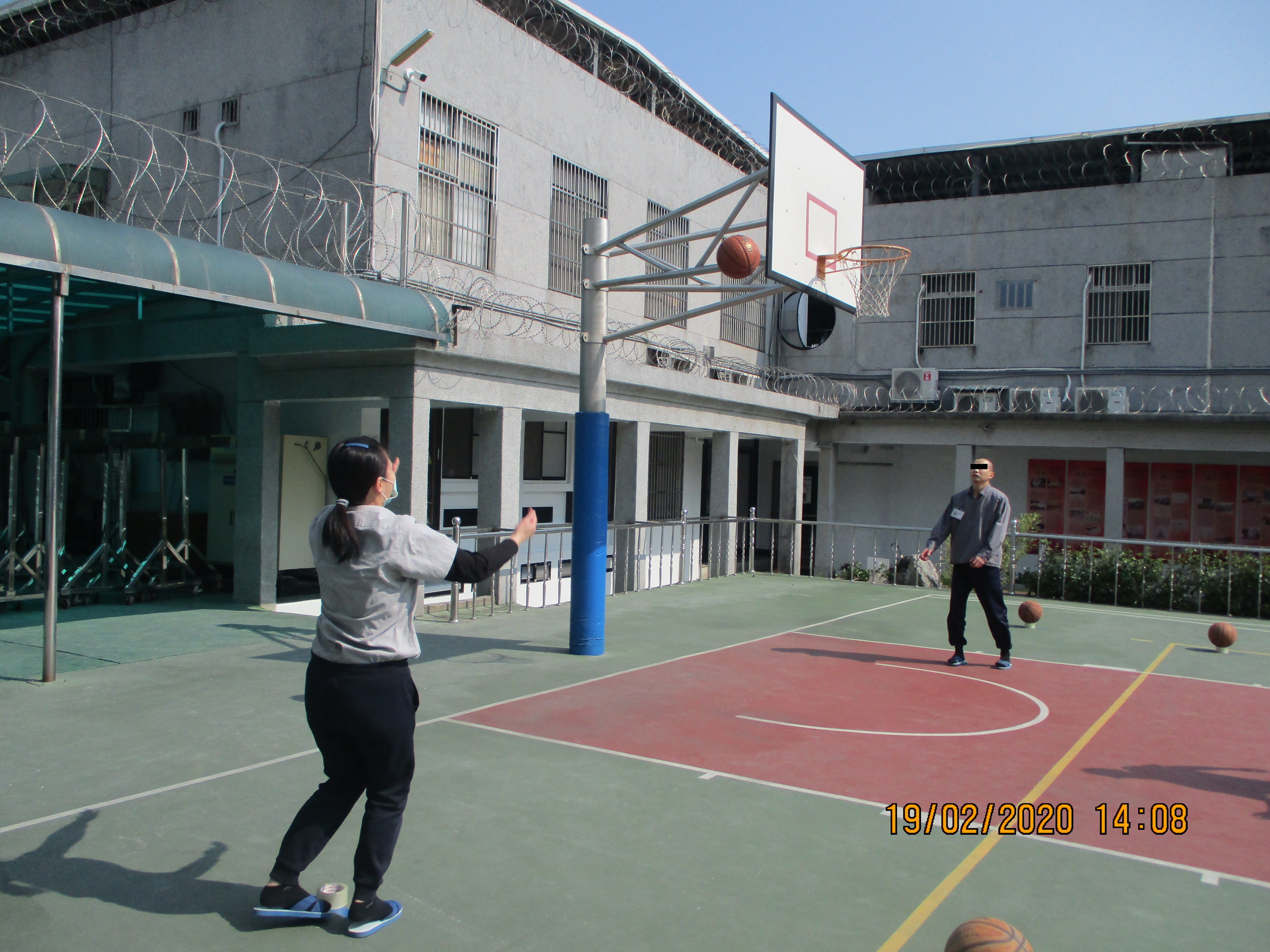 Female Inmate  Shot a Basket
