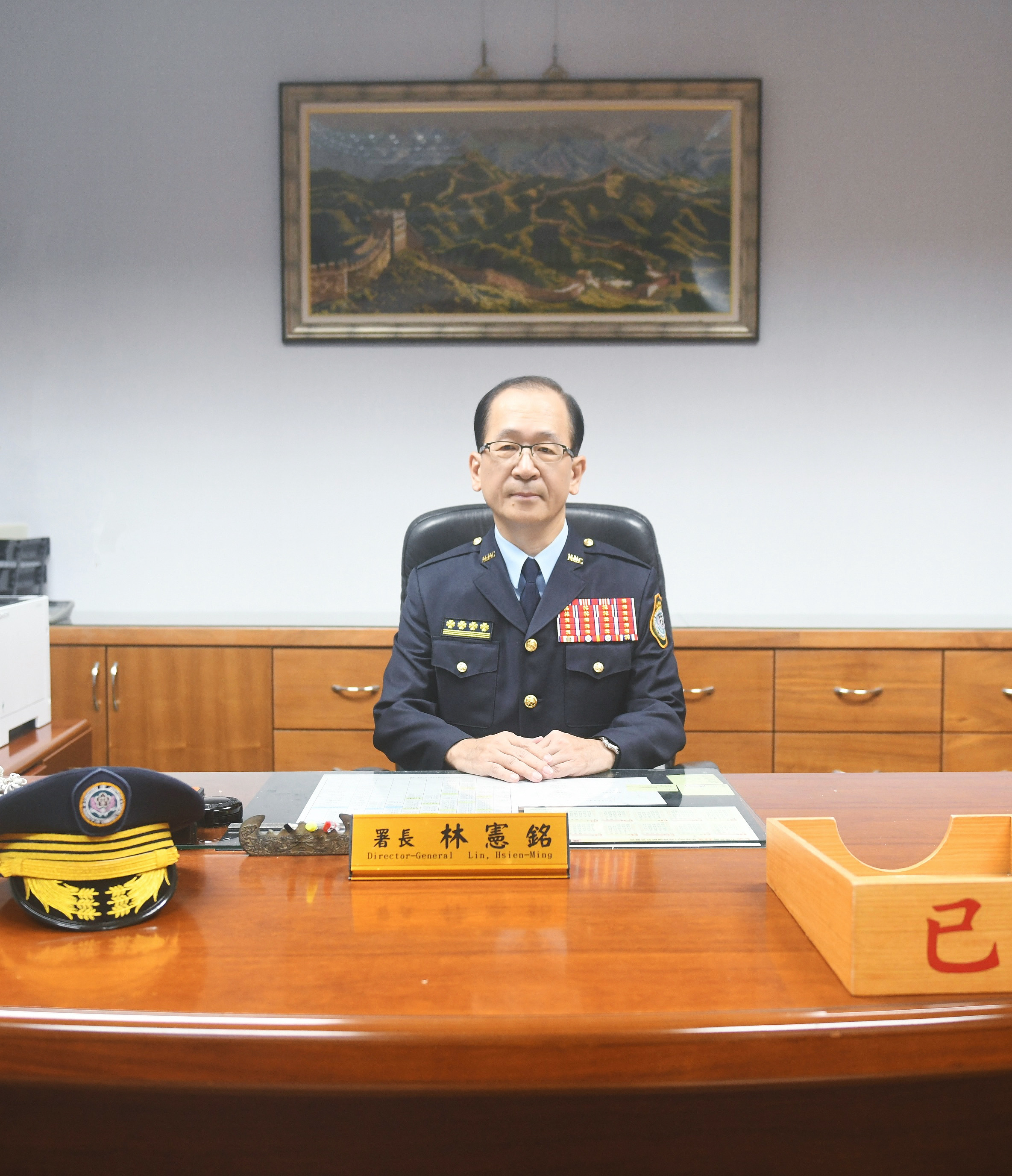 新任署長正面