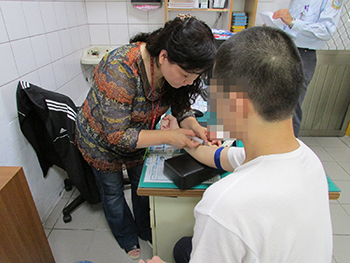 衛生局來監實施HIV、性病血液篩檢
